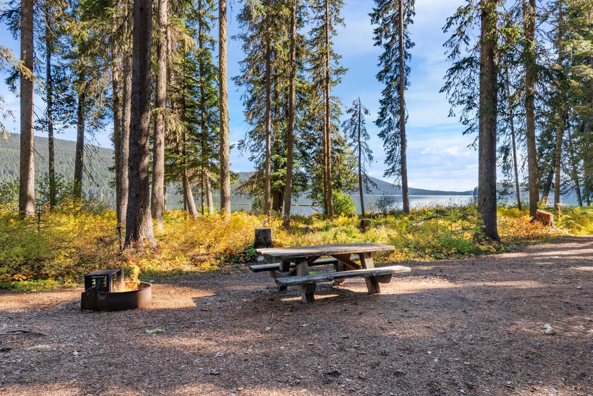 Shelter Cove Resort & Marina Odell Lake Экстерьер фото